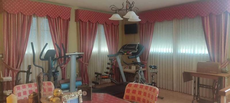 5 Cuarto Casa de Campo en venta