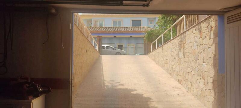 5 Cuarto Casa de Campo en venta