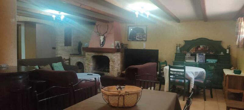 5 Cuarto Casa de Campo en venta