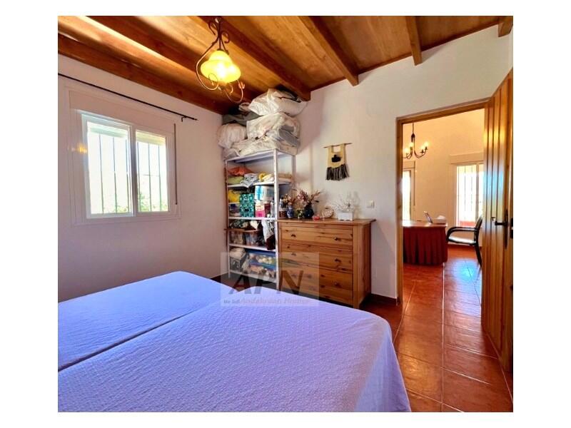 3 bedroom Country House for sale