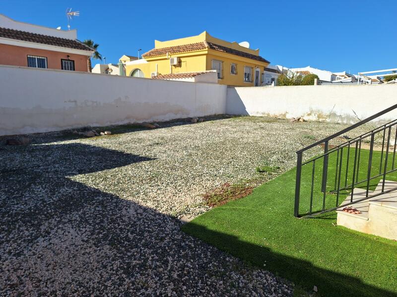 2 Cuarto Villa en venta