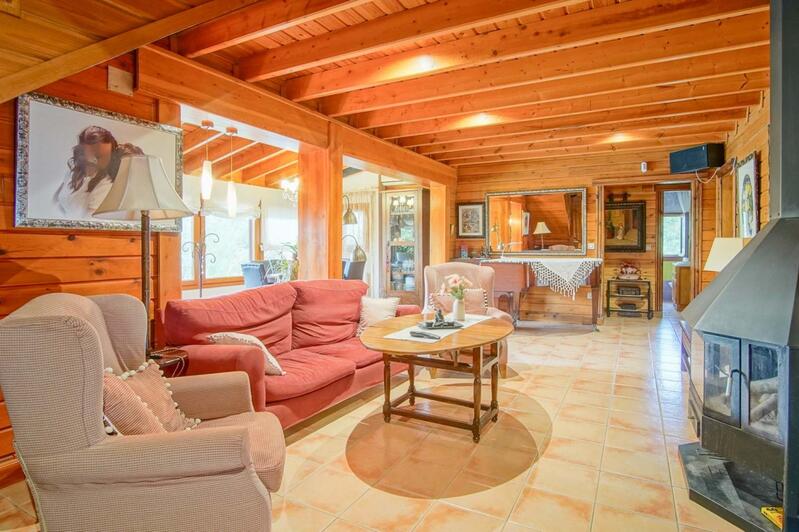 4 bedroom Commercial Property for sale