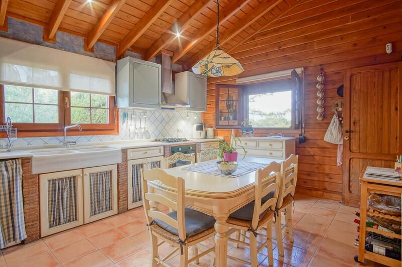 4 bedroom Commercial Property for sale