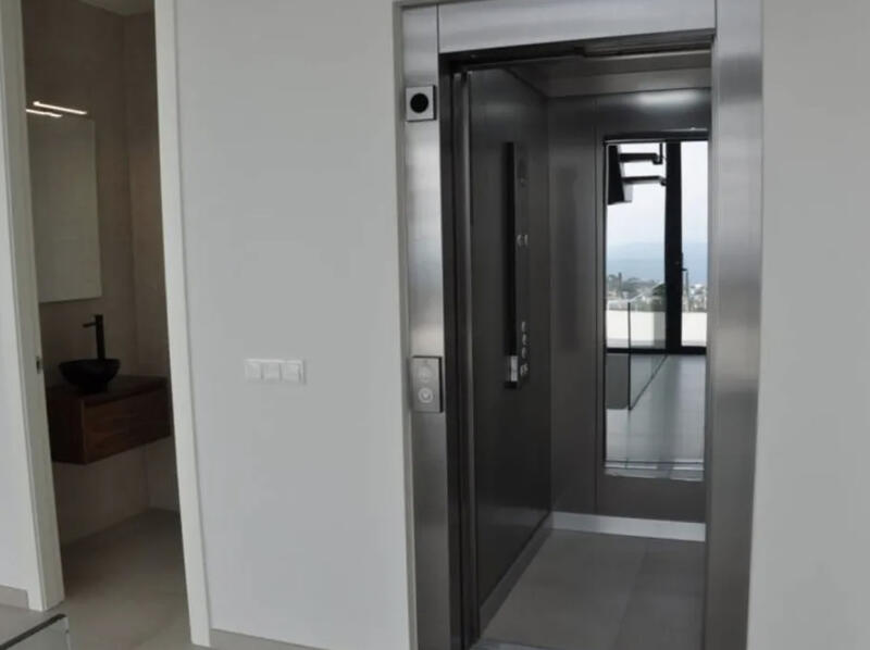 4 Schlafzimmer Villa zu verkaufen