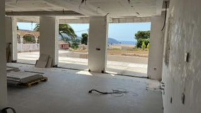 5 bedroom Villa for sale