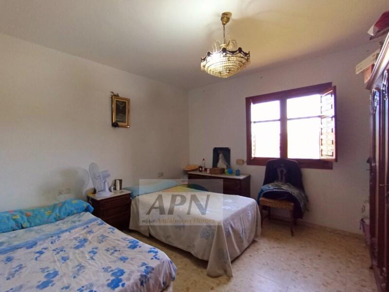 4 soveværelse Landsted til salg