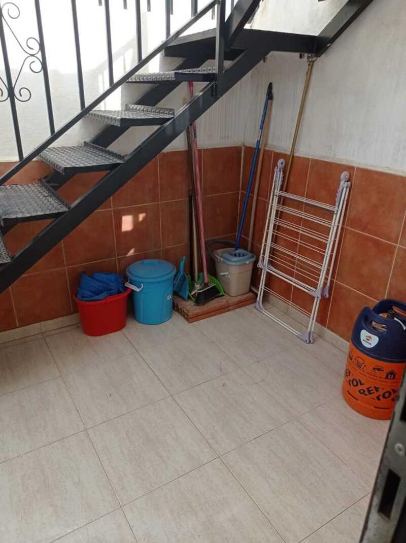 2 Cuarto Villa en venta