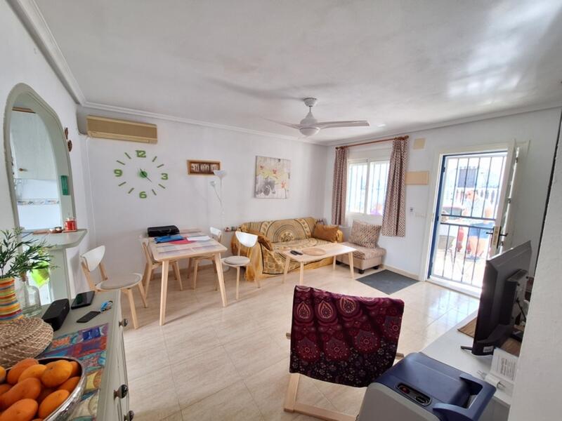 2 Cuarto Villa en venta