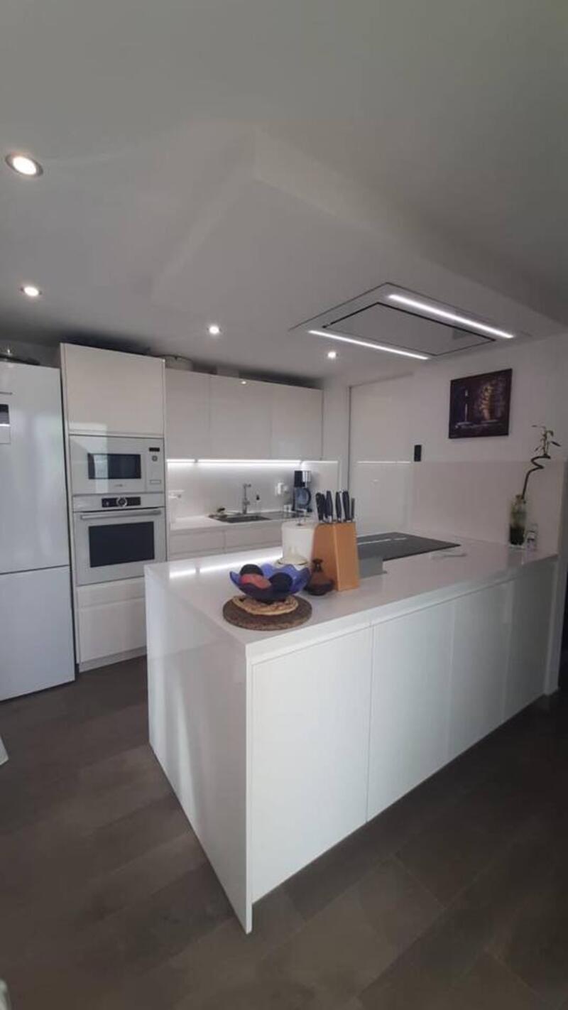 4 Cuarto Villa en venta