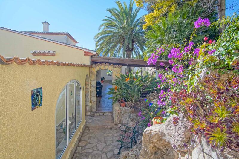 5 bedroom Villa for sale