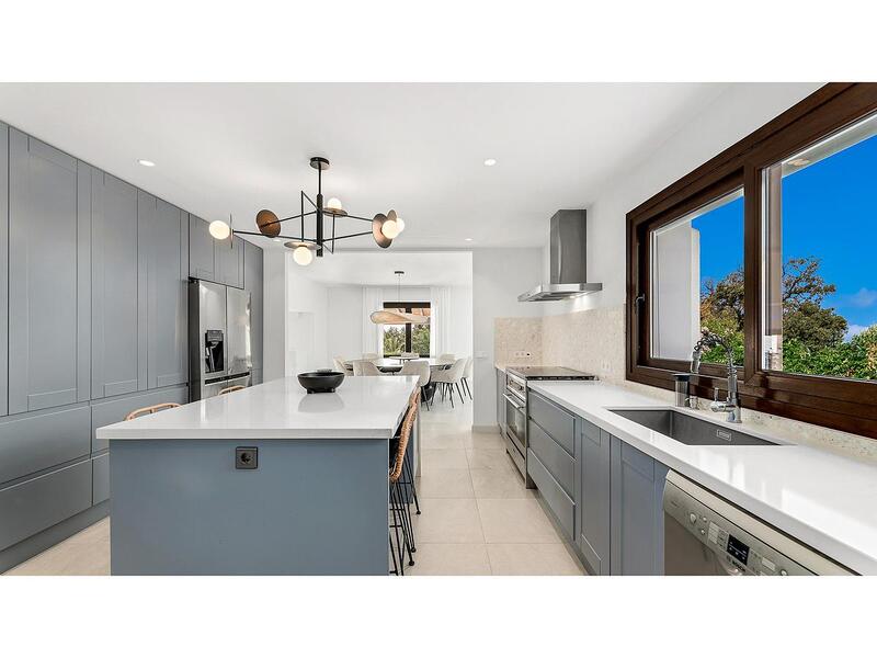 5 спальная комната вилла продается