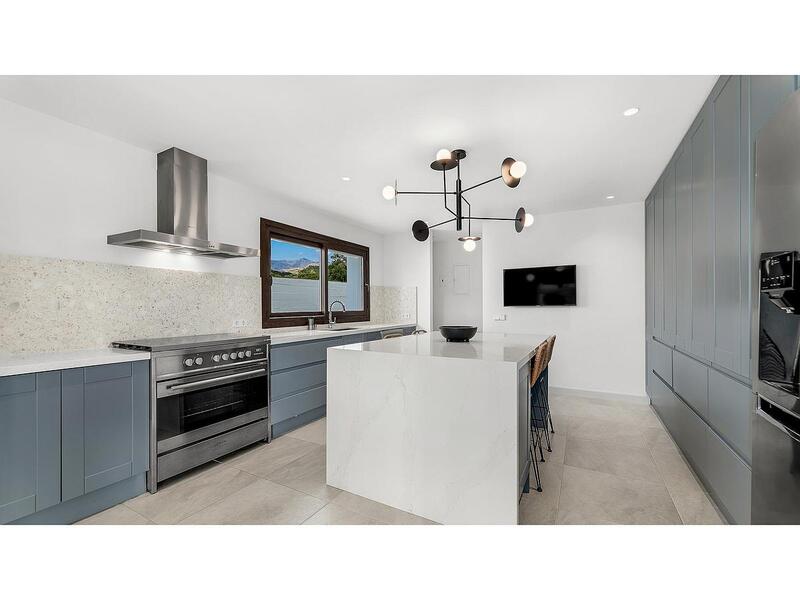 5 спальная комната вилла продается