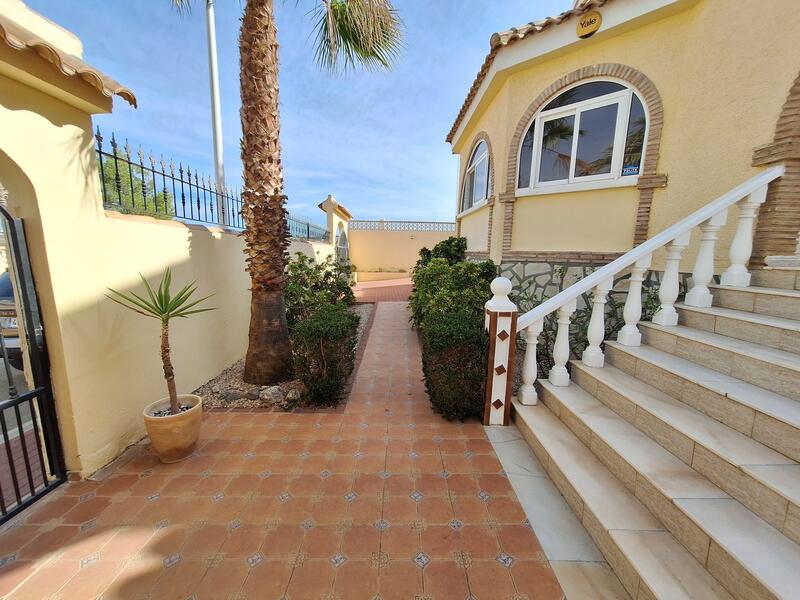 4 bedroom Villa for sale