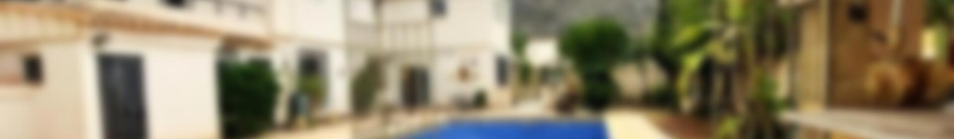 8 bedroom Villa for sale