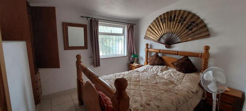 8 bedroom Villa for sale