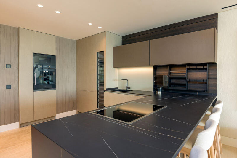 4 bedroom Apartment for sale