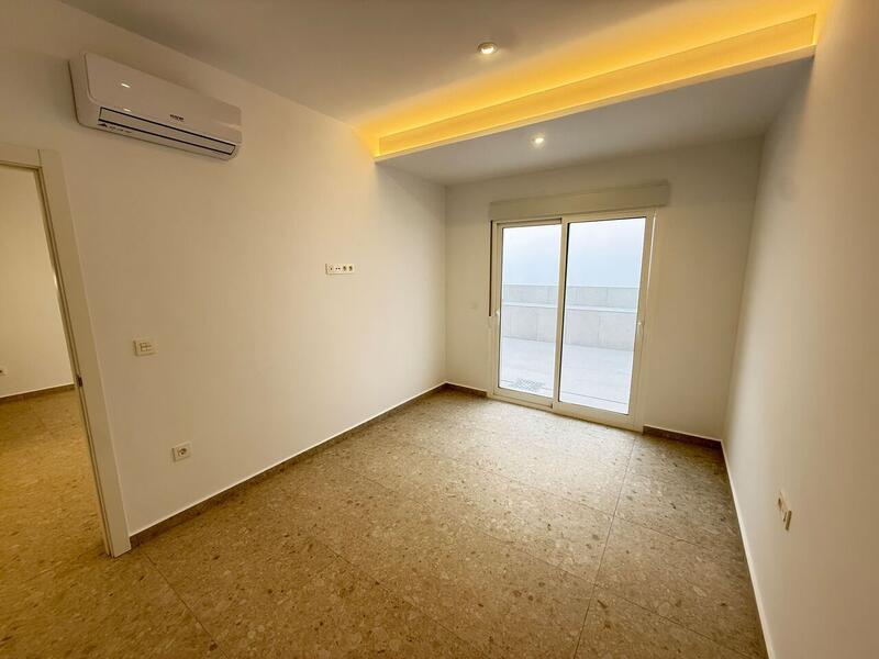 2 Schlafzimmer Stadthaus zu verkaufen