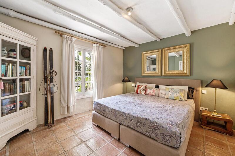 7 bedroom Villa for sale