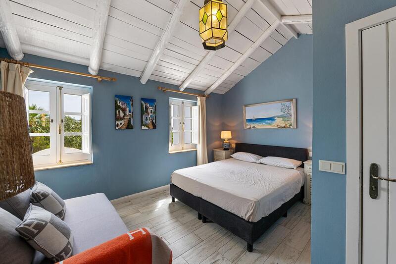 7 bedroom Villa for sale