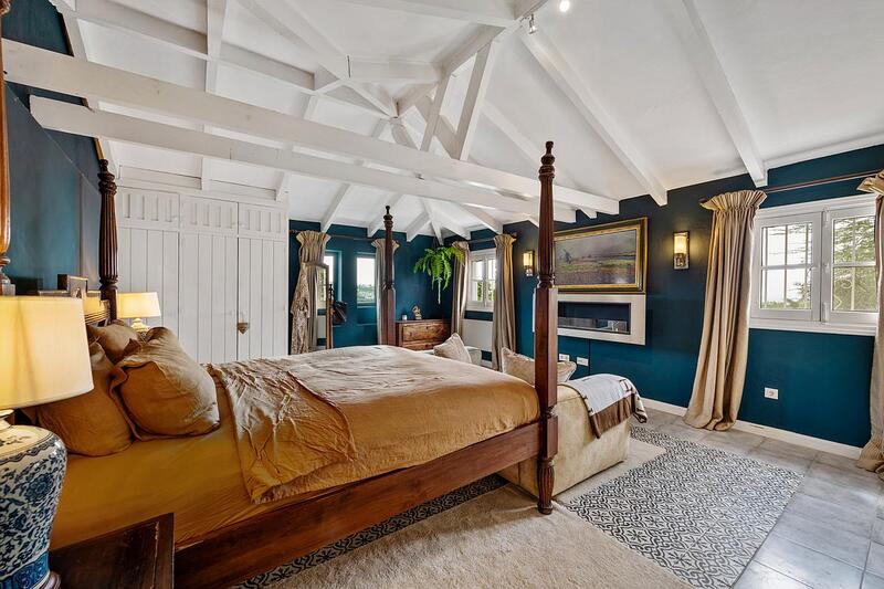 7 bedroom Villa for sale