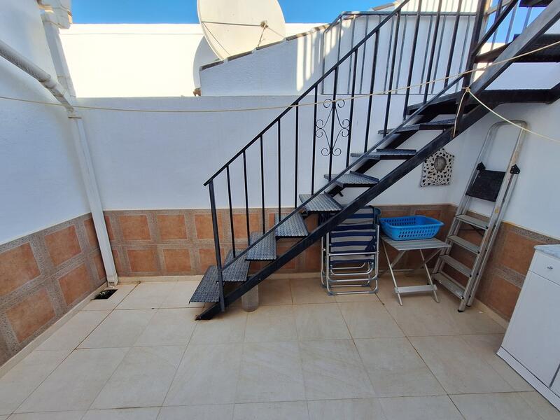 2 Cuarto Villa en venta