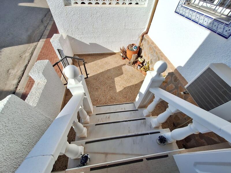 2 Cuarto Villa en venta