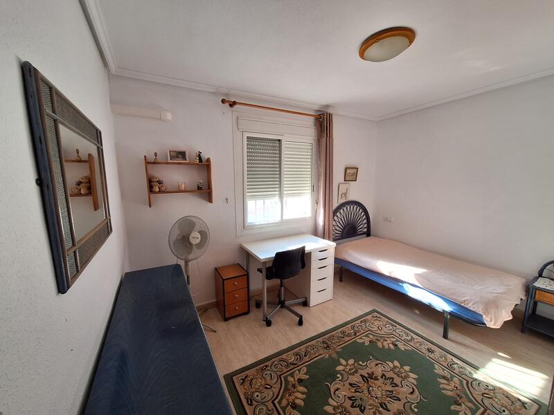 2 Cuarto Villa en venta