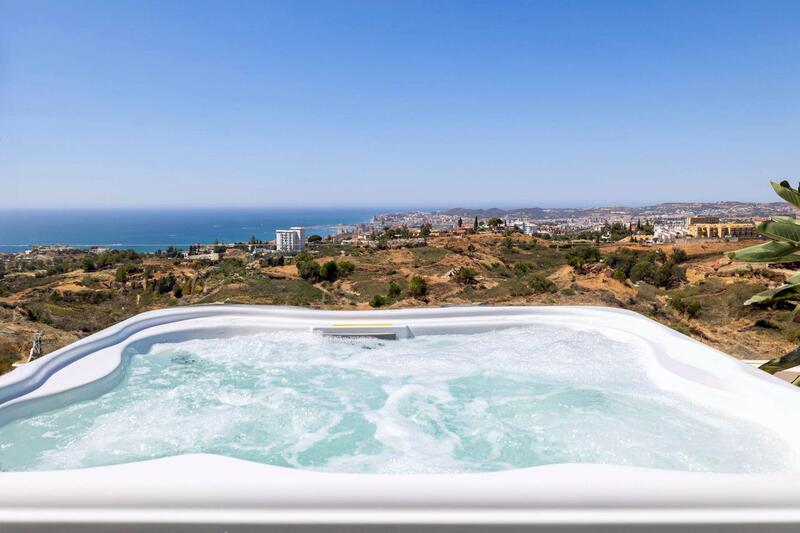 Apartamento en venta en Fuengirola, Málaga