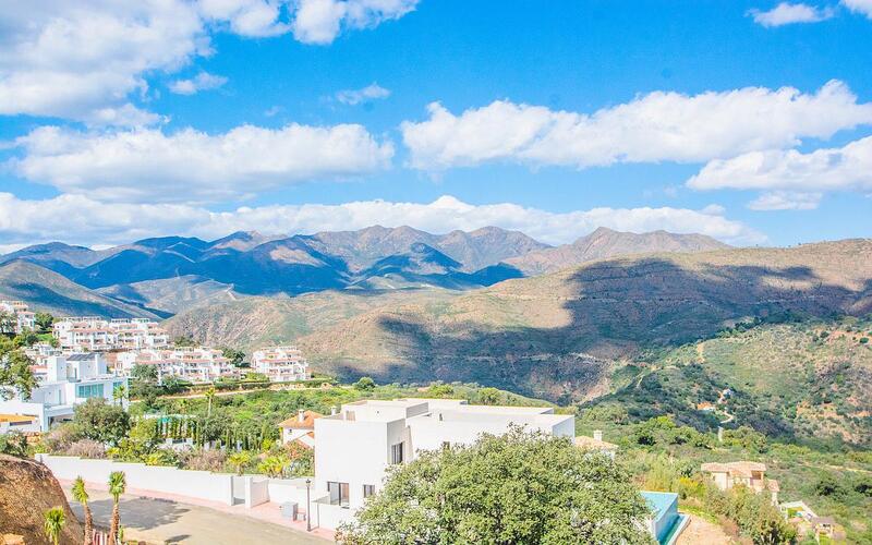 4 slaapkamer Villa Te koop