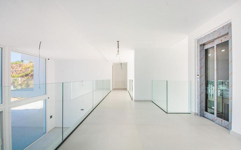 4 slaapkamer Villa Te koop