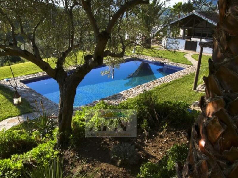 5 bedroom Country House for sale