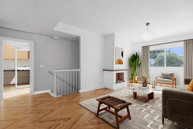 5 bedroom Townhouse for sale