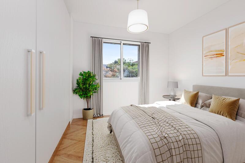 5 bedroom Townhouse for sale