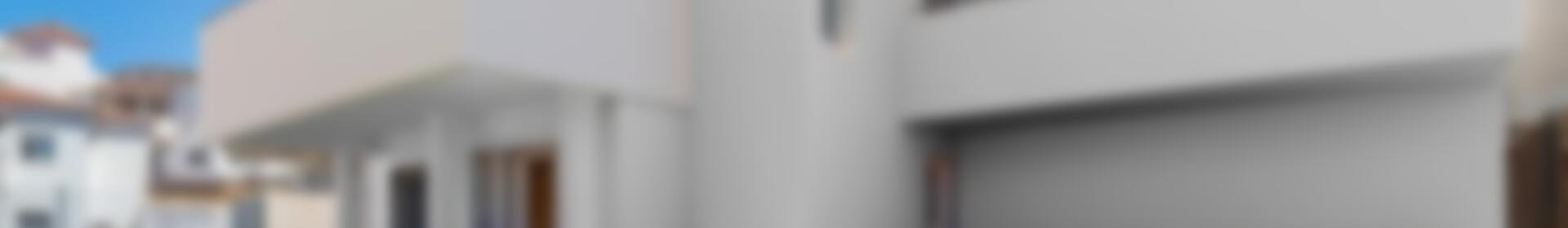 4 bedroom Townhouse for sale