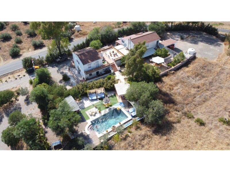 9 bedroom Country House for sale