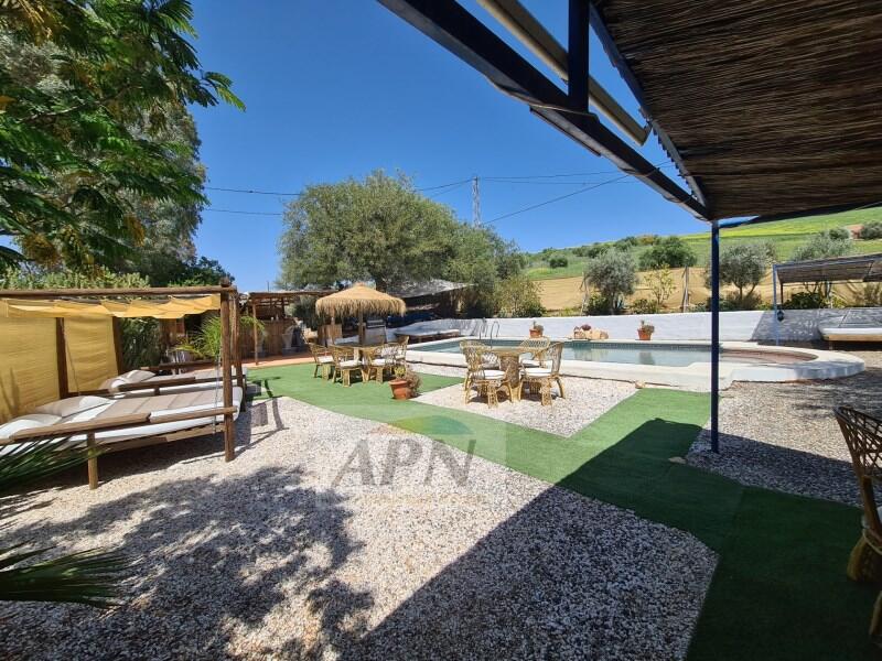 9 bedroom Country House for sale