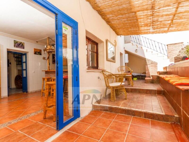 9 bedroom Country House for sale