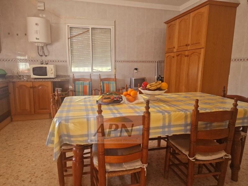 3 bedroom Country House for sale