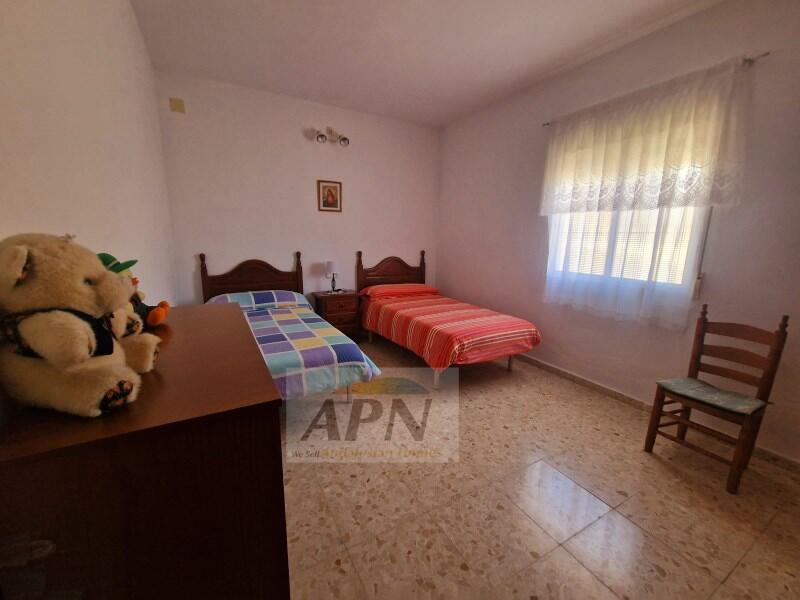 3 bedroom Country House for sale