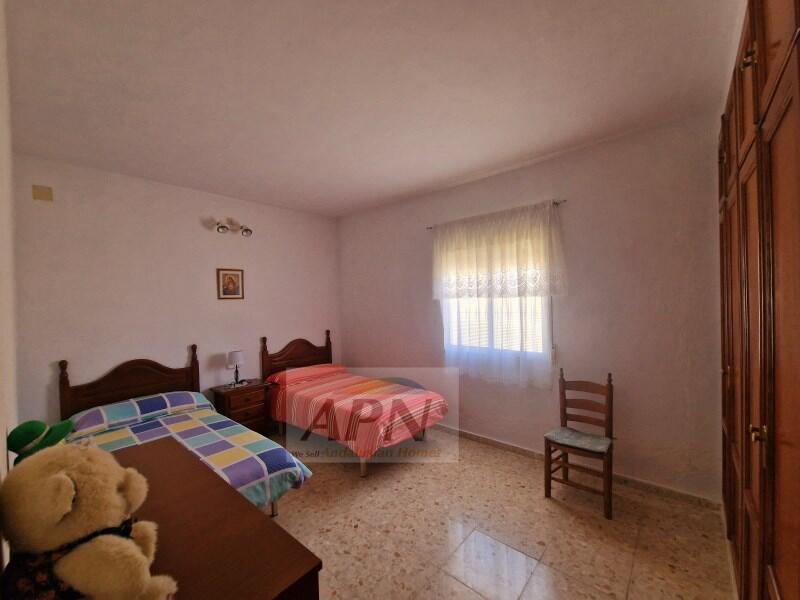 3 bedroom Country House for sale