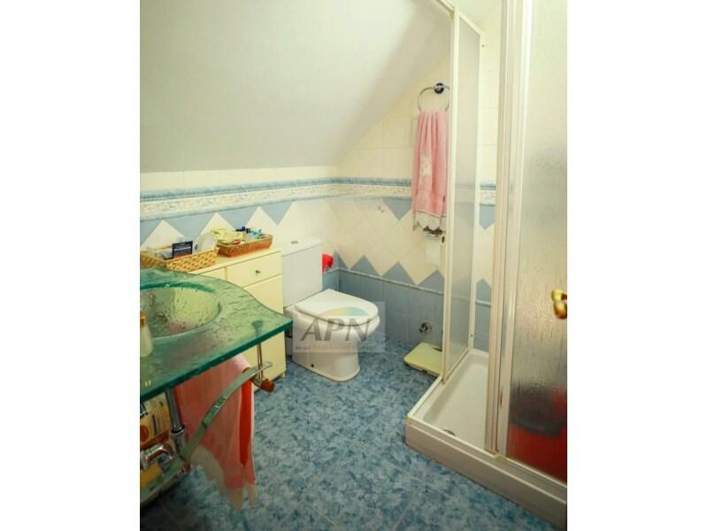 4 Schlafzimmer Stadthaus zu verkaufen