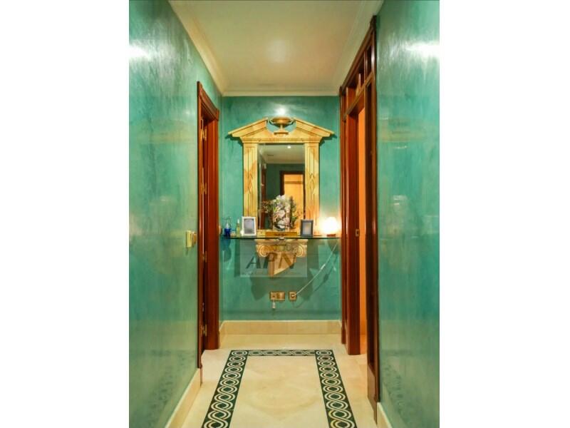 4 Schlafzimmer Stadthaus zu verkaufen