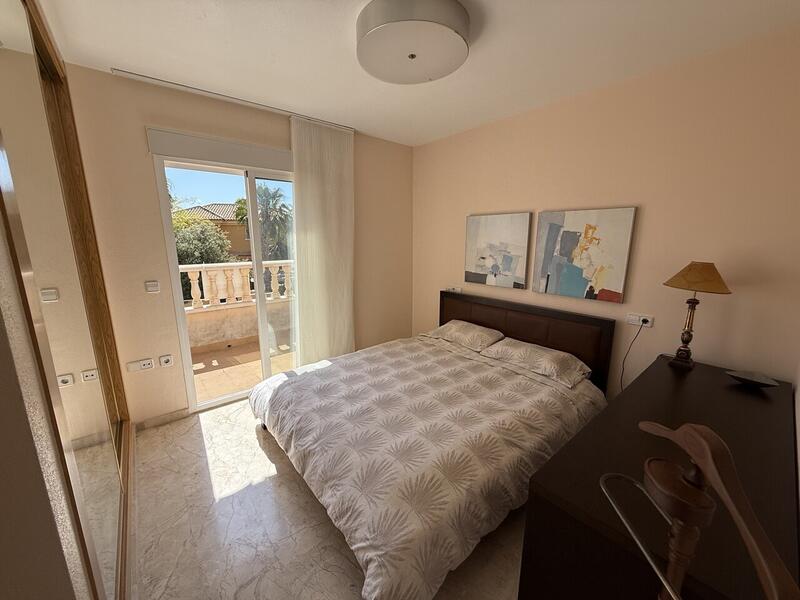 3 bedroom Townhouse for sale