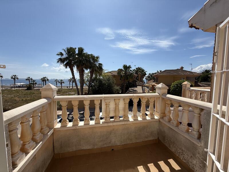 3 bedroom Townhouse for sale