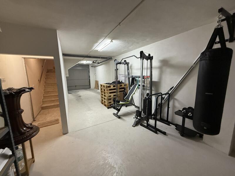 3 bedroom Townhouse for sale