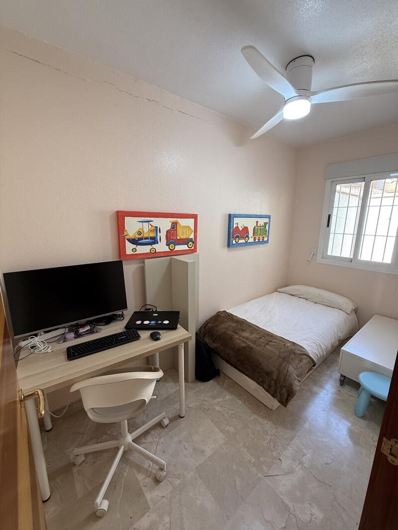 3 bedroom Townhouse for sale