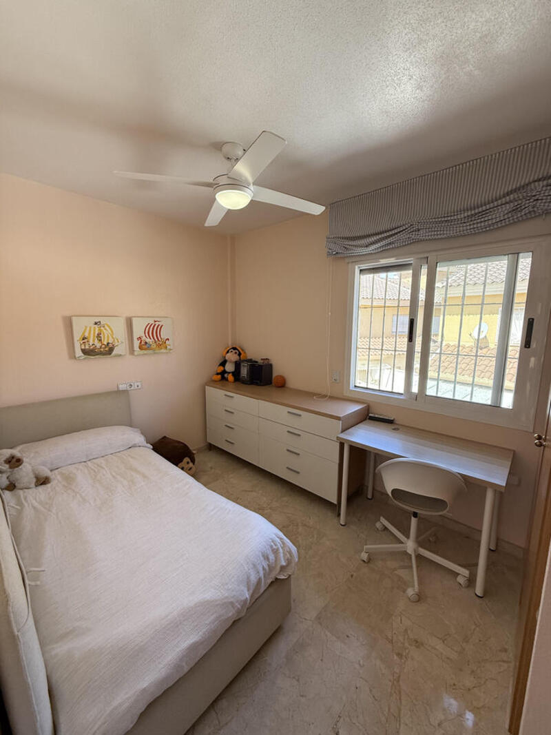 3 bedroom Townhouse for sale