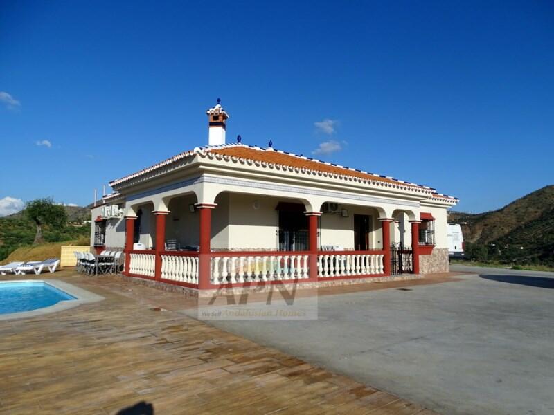 4 soveværelse Landsted til salg