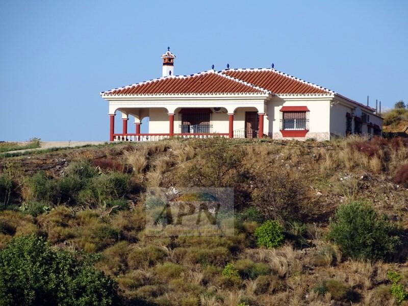 4 soveværelse Landsted til salg