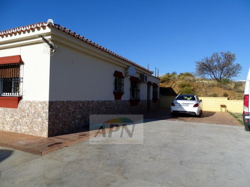 4 soveværelse Landsted til salg